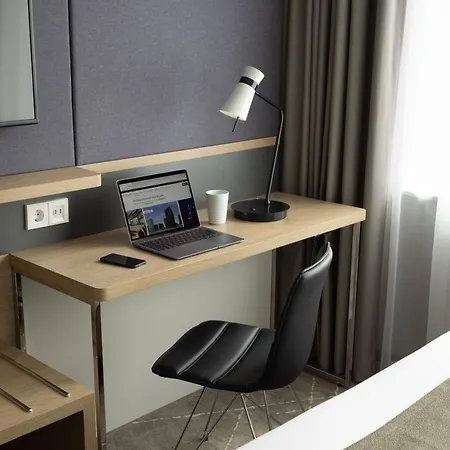 - Airport By Ihg Hotel