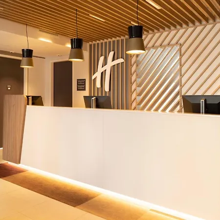 - Airport By Ihg