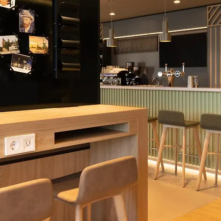 Hotel - Airport By Ihg