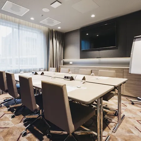 - Airport By Ihg Hotel Eindhoven