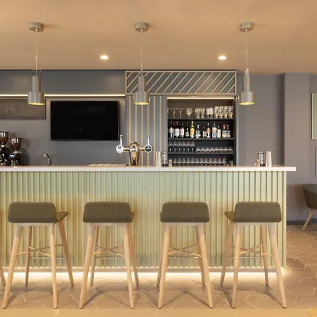 Hotel - Airport By Ihg