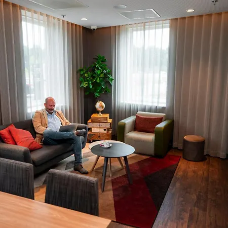 Hotel - Airport By Ihg