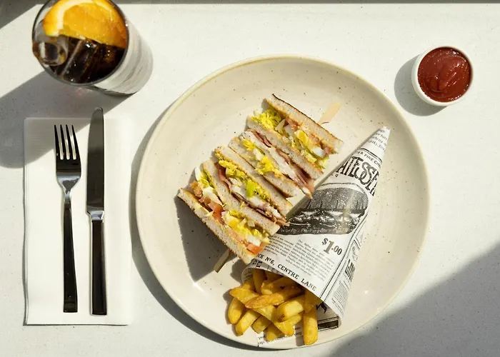 - Airport By Ihg 埃因霍温