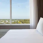 - Airport By Ihg Hotel Eindhoven