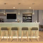 Hotel - Airport By Ihg