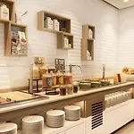 - Airport By Ihg Hotel 4*