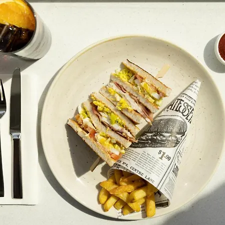 - Airport By Ihg アイントホーフェン