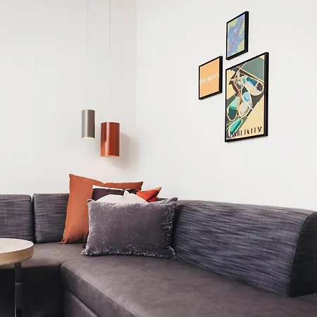 - Airport By Ihg 호텔 에인트호번