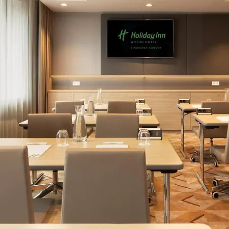 - Airport By Ihg Eindhoven