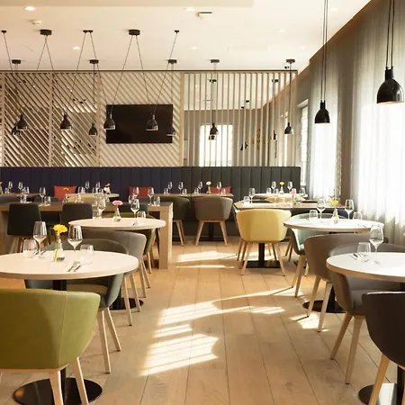 - Airport By Ihg ホテル