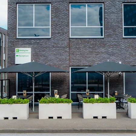 - Airport By Ihg ホテル 4*