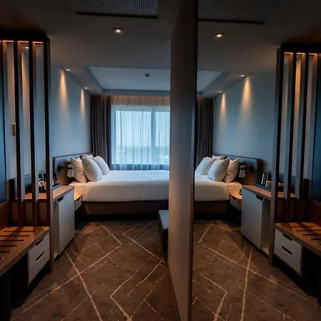 - Airport By Ihg 4* Eindhoven