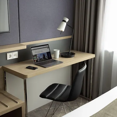 - Airport Hotel