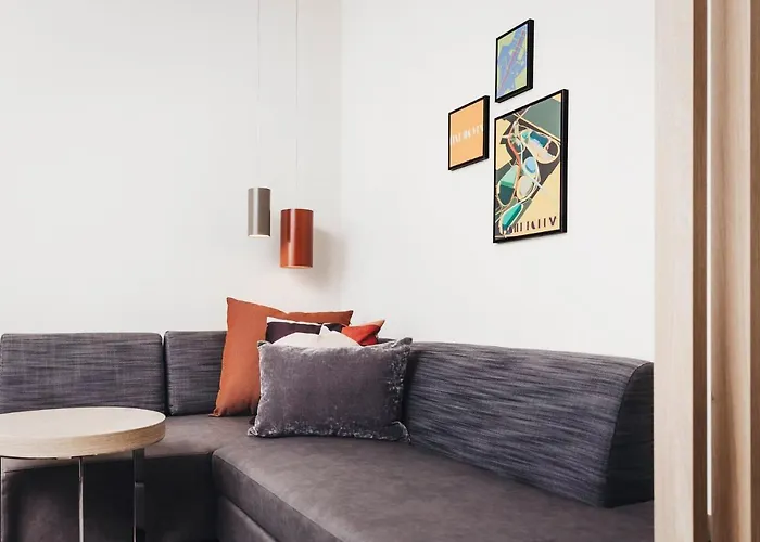 - Airport By Ihg Hotel Eindhoven