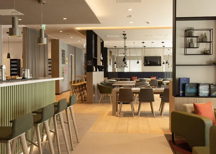 - Airport By Ihg Hotel Eindhoven