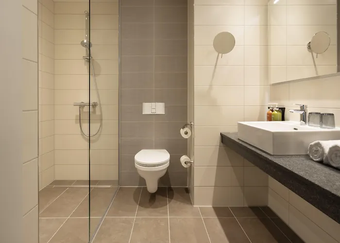 Hotel - Airport By Ihg