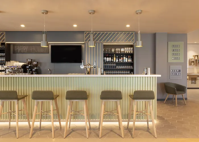 Hotel - Airport By Ihg