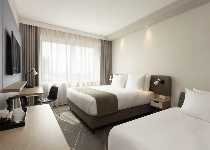 - Airport By Ihg 4* Eindhoven